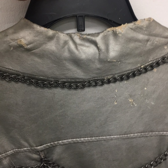 Sheri Bodell Jacket with Chain Detail - Picture 3 of 4